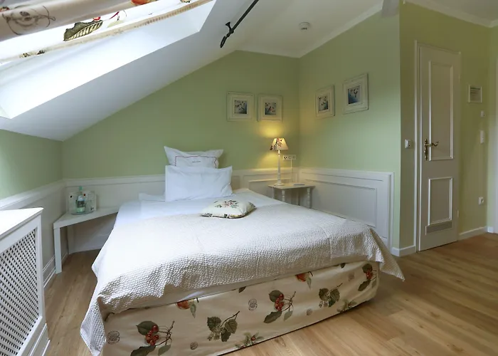 贝勒索斯伽藤酒店 4* 特里尔