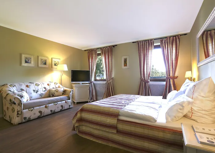 贝勒索斯伽藤酒店 4*