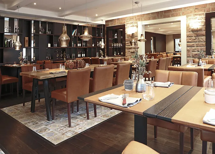 贝勒索斯伽藤酒店 4*