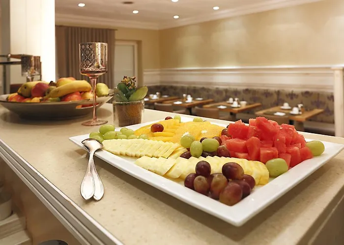 贝勒索斯伽藤酒店